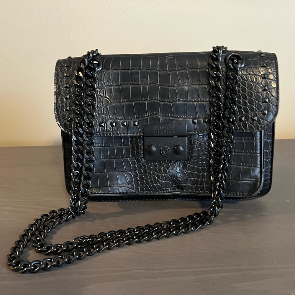 Badgley Mischka Vegan Leather Gator Embossed Chain Strap Shoulder Purse